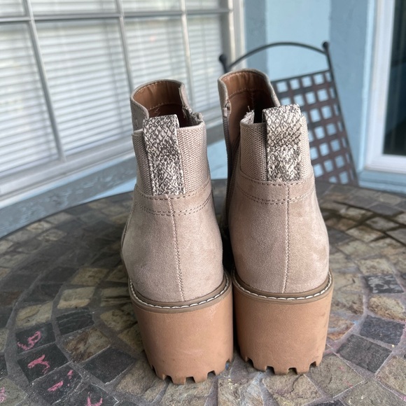 Wedge Boot - Picture 3 of 6